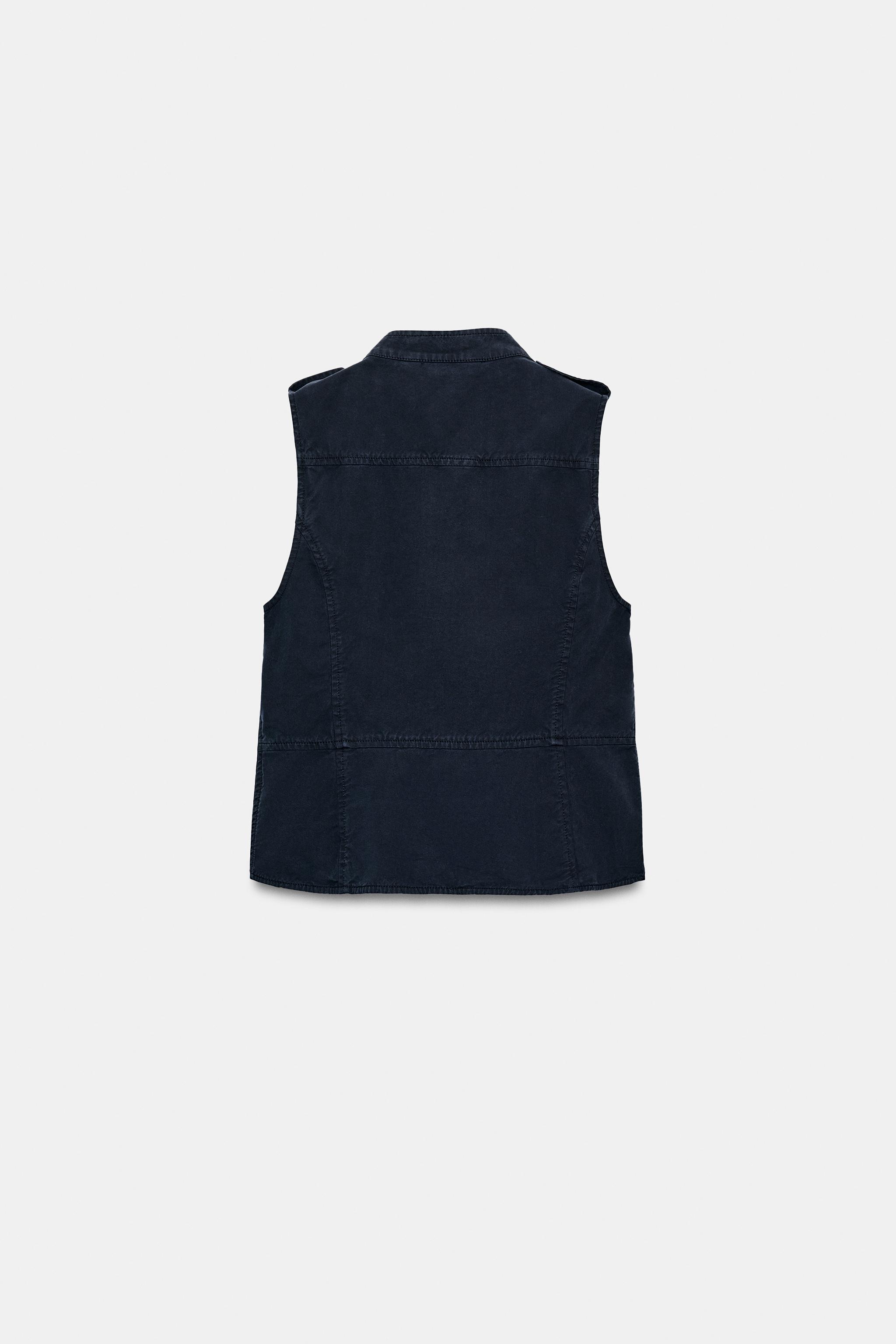 TAB DETAIL BUTTONED VEST TOP